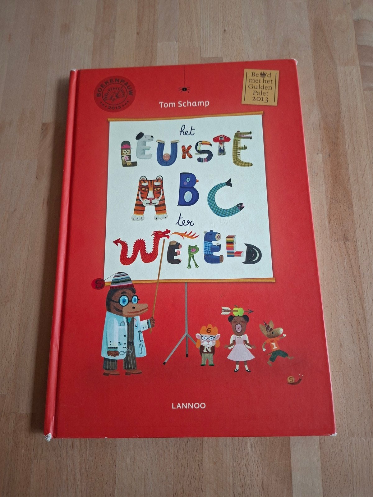 Boek Het leukste abc ter wereld Tom Schamp, Ophalen of Verzenden, Gelezen, Tom Schamp