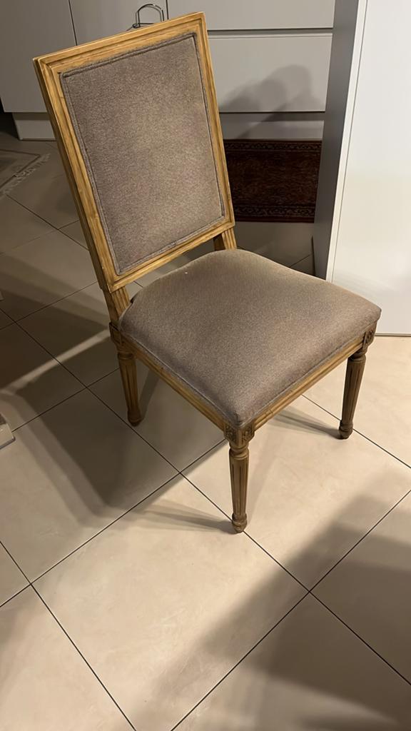 Stoelen, Ophalen, Zo goed als nieuw