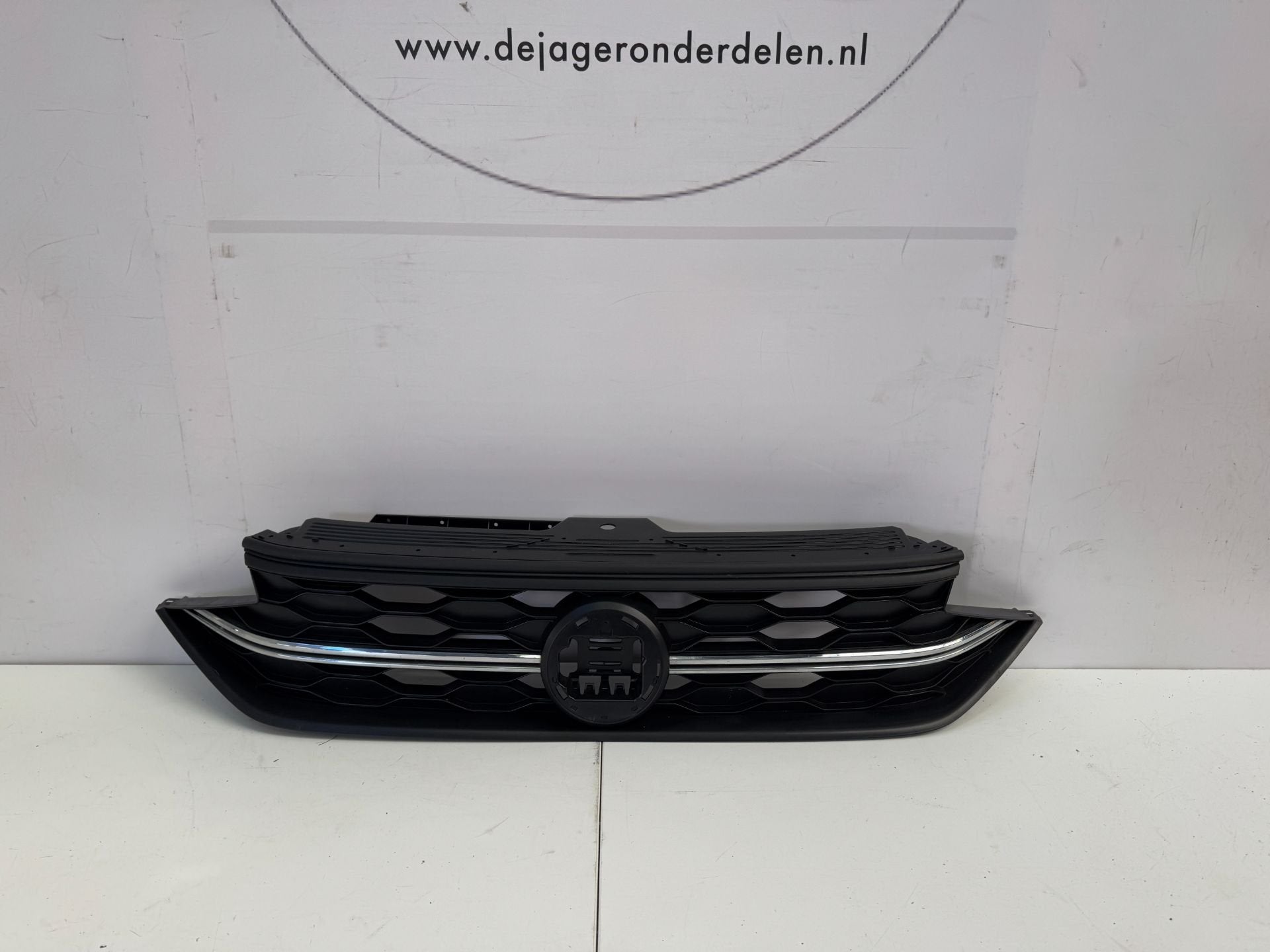Calandre Volkswagen Taigo 2G7 2G7853651N 2G7853651G, Autos : Pièces & Accessoires, Volkswagen, Volkswagen AG, Vw@volkswagen.de