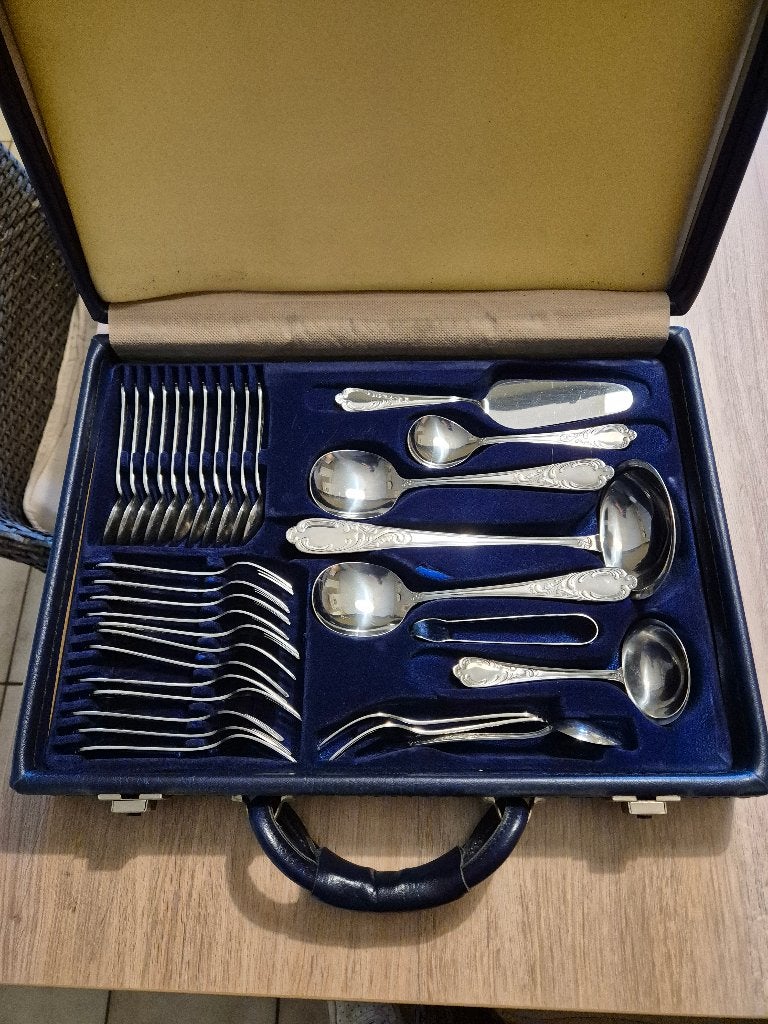 Sbs bestekset, Huis en Inrichting, Ophalen of Verzenden, Nieuw, Bestekset
