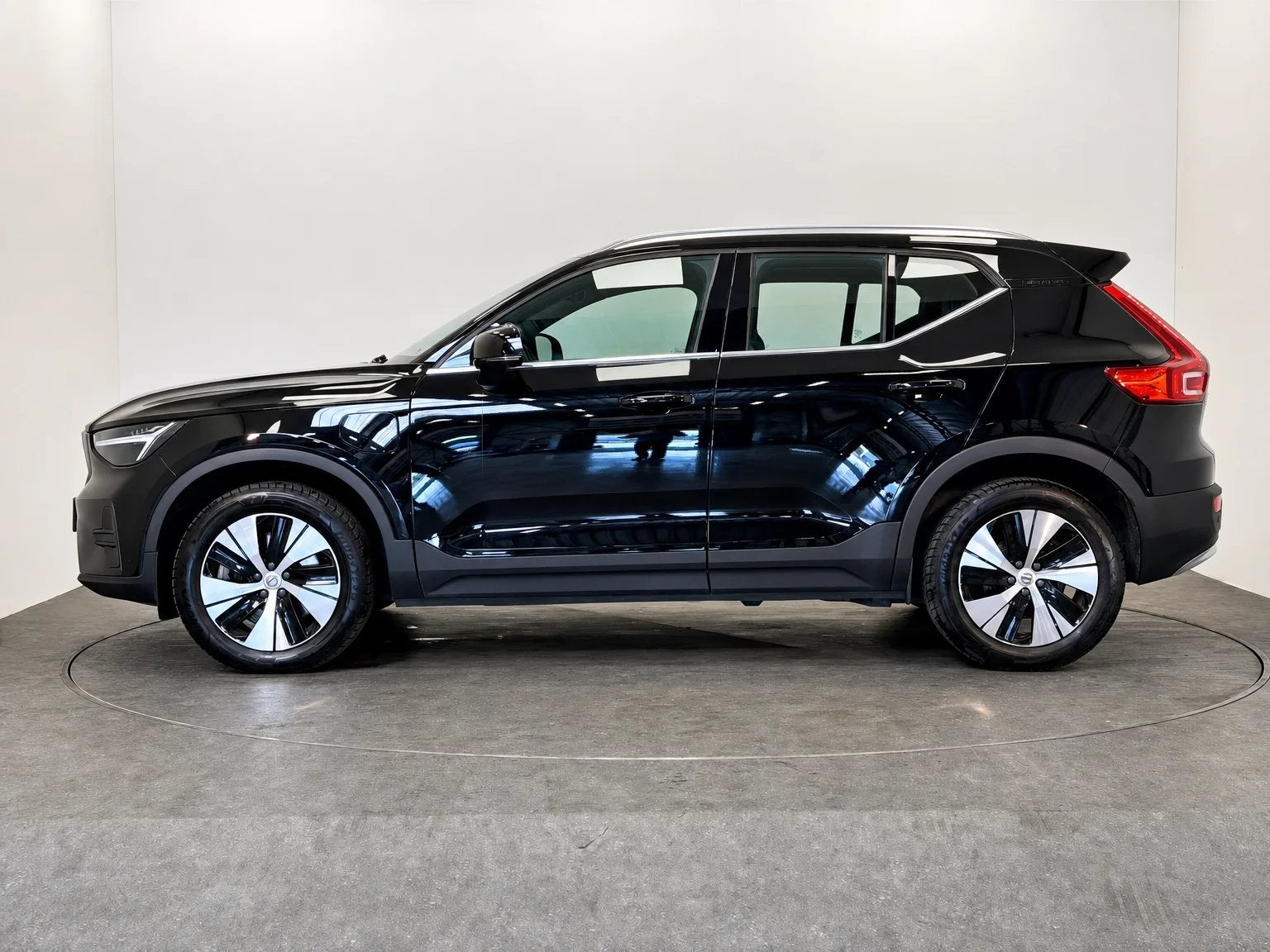 Volvo XC40 1.5 T4 PHEV CORE DCT, Auto's, Automaat, Euro 6, https://public.car-pass.be/vhr/1a8bef14-c7a7-42f9-9b0b-0d2d682bd17d