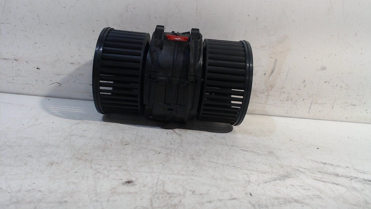 Kachel ventilator motor Renault Mégane, Onderdelen@venauto.nl, Van der Ven Autorecycling B.V., Gebruikt, Ettenseweg 76, 4706 PB Roosendaal, The Netherlands