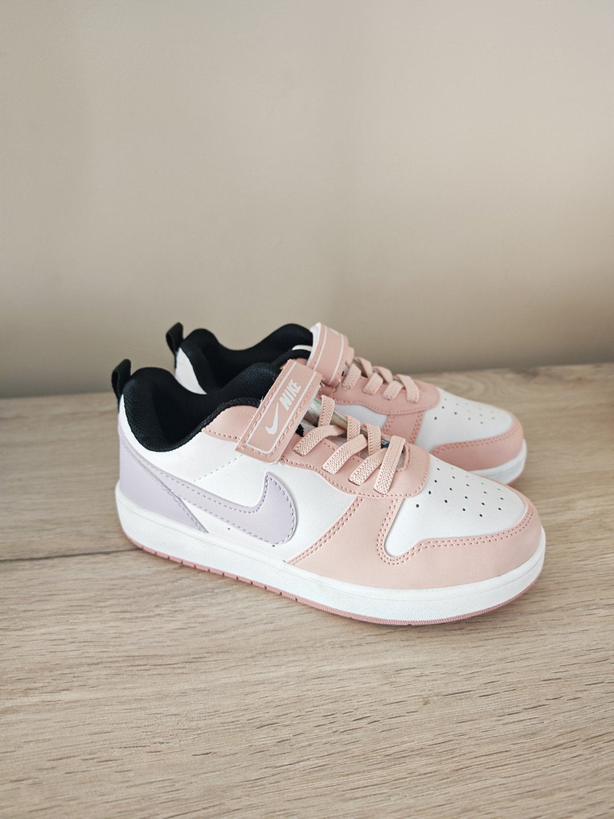Meisjes sneakers maat 34, Ophalen