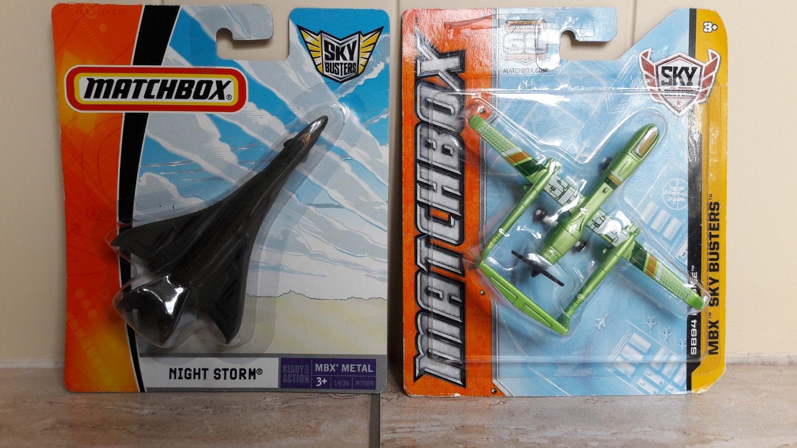 Matchbox vliegtuigen nog in verpakking, Ophalen