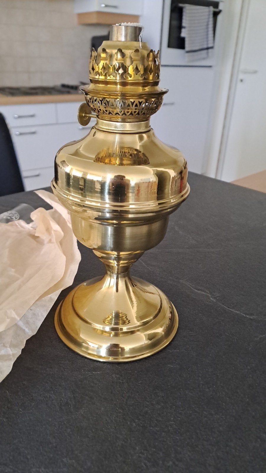 petroleumlamp, Ophalen