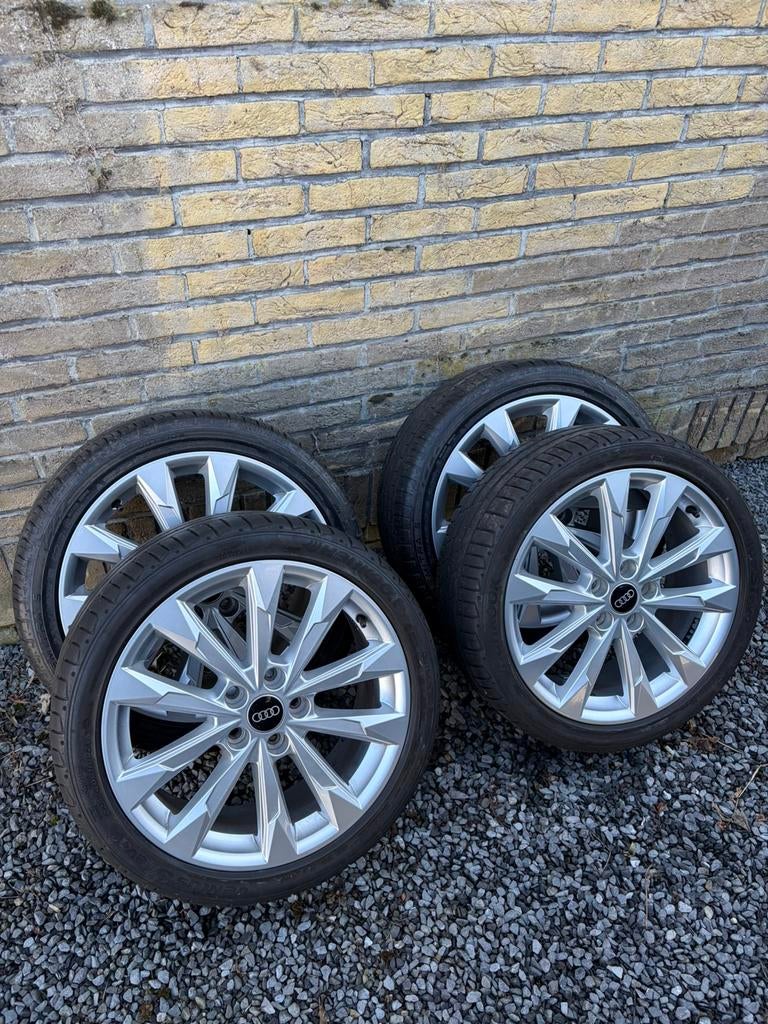 Audi A3 sline velgen + zomerbanden nieuw maat 225/40R18, Auto-onderdelen, Banden en Velgen, Ophalen, 18 inch, Zomerbanden, Banden en Velgen