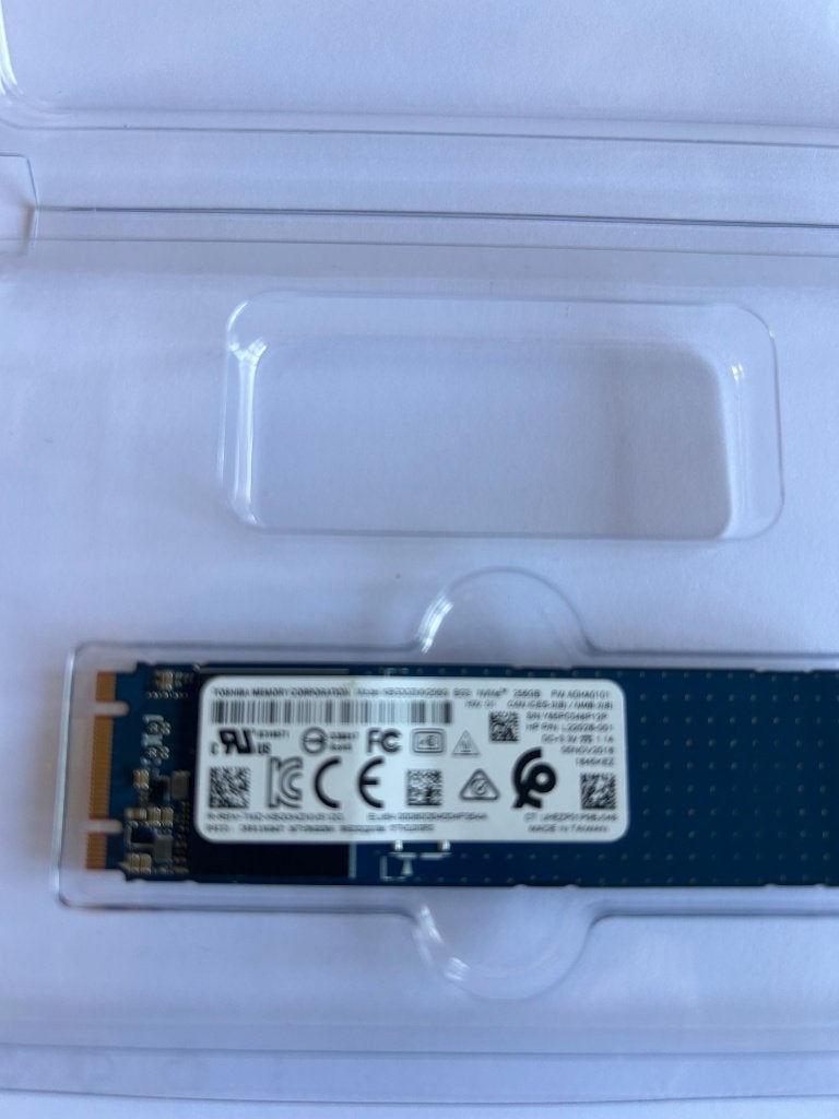 Dsique SSD 256 Gb Toshiba, Enlèvement, Utilisé, SSD