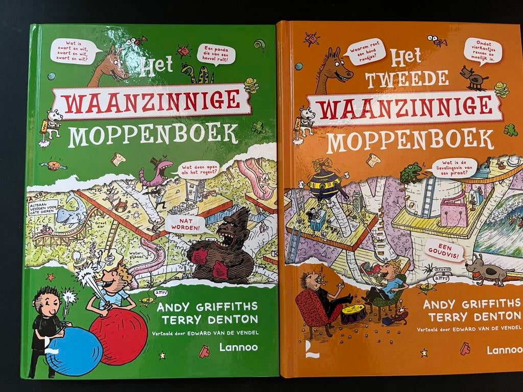 Het waanzinnige moppenboek 1 en 2, Boeken, Ophalen of Verzenden, Zo goed als nieuw