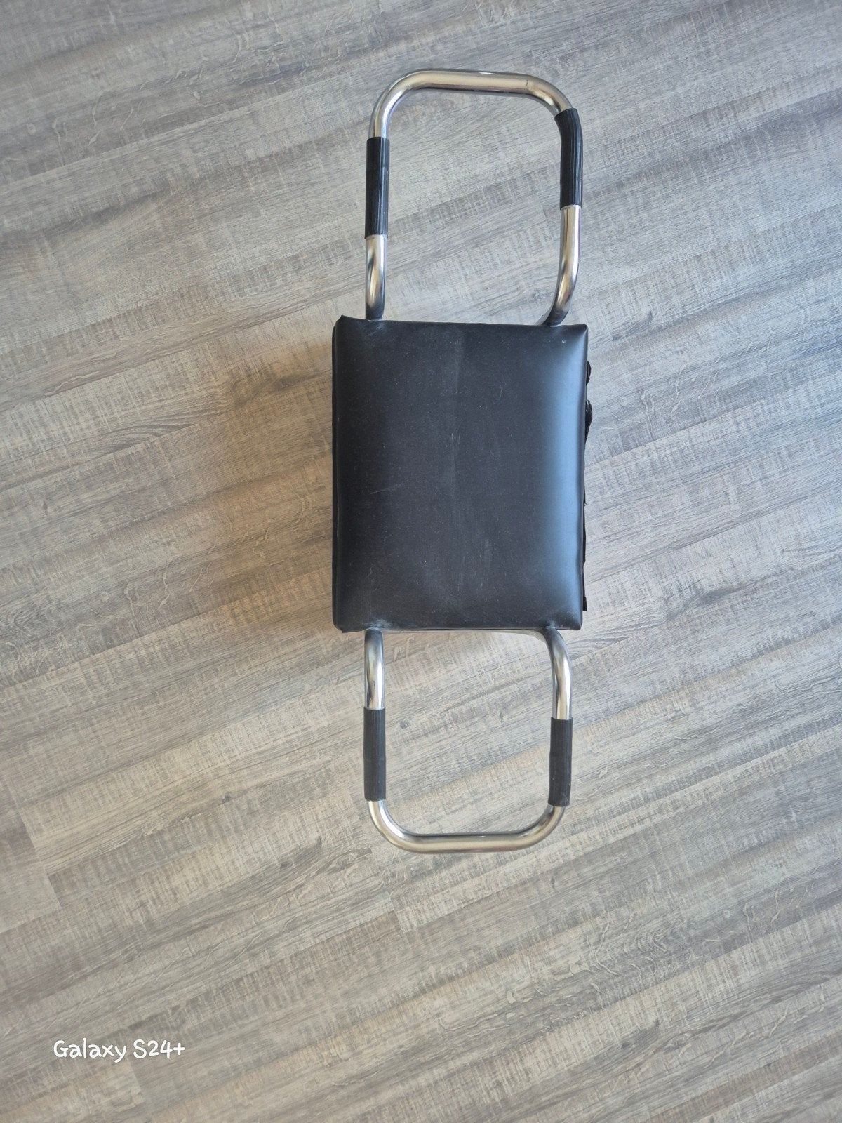 rehausser coiffeur, Enlèvement