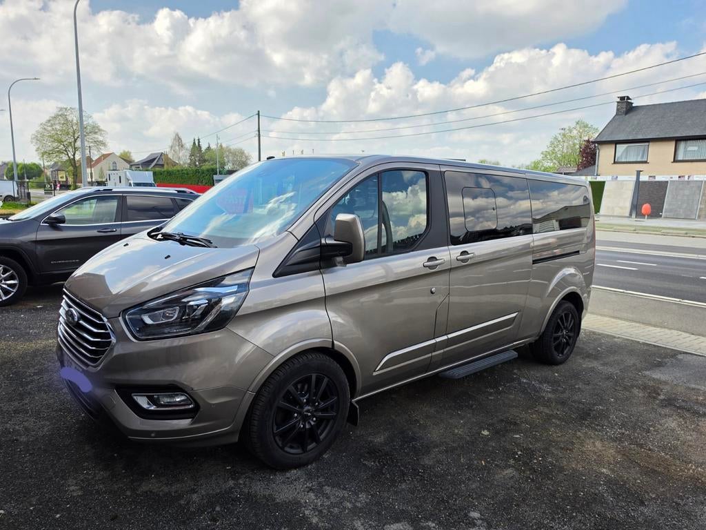 Ford transit custom 2.0 titanium X GEKEURD VOOR VERKOOP!!, Auto's, Monovolume, 4 cilinders, Leder, Diesel
