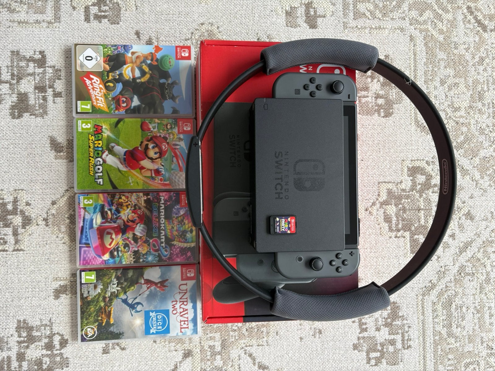 Console Nintendo Switch V2 avec boite + 5 Jeux + Ring Fit, Enlèvement, Comme neuf, Sport