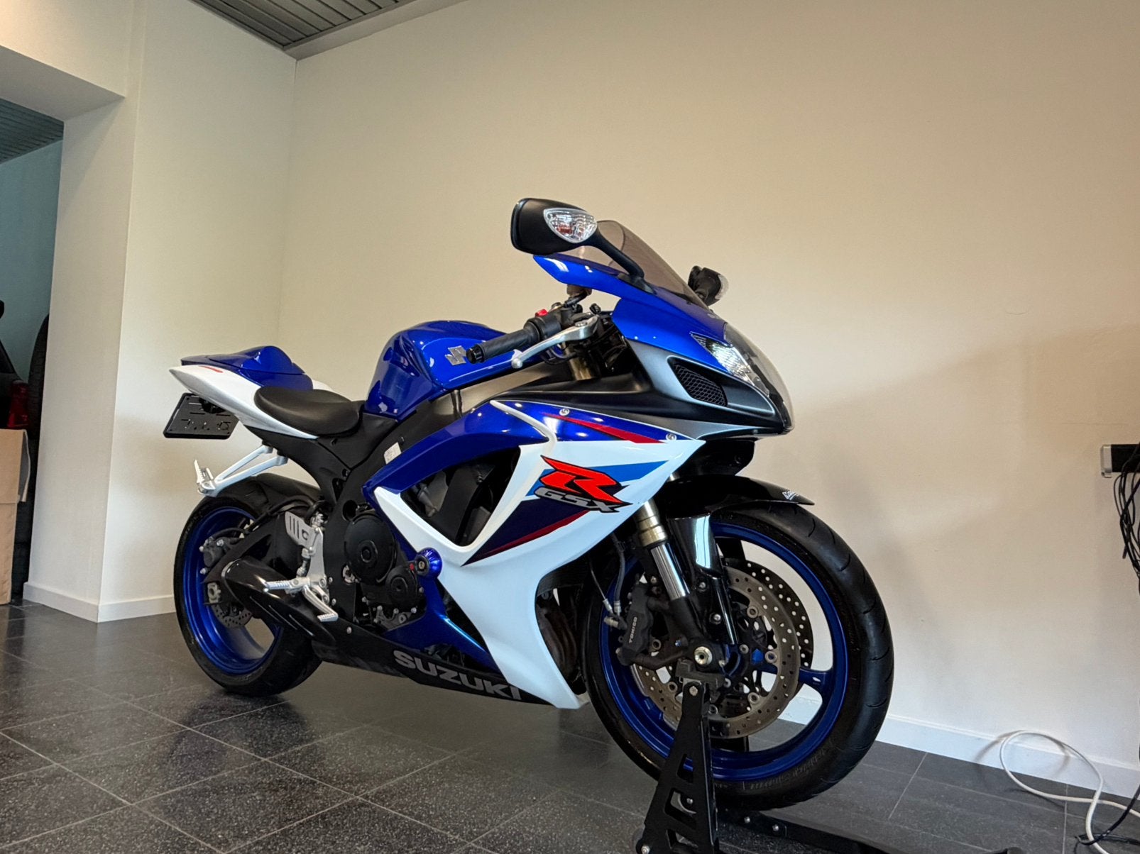 Suzuki GSX-R 600 | 6 000 km, État neuf, 600 cm³, Plus de 35 kW, Super Sport, 4 cylindres