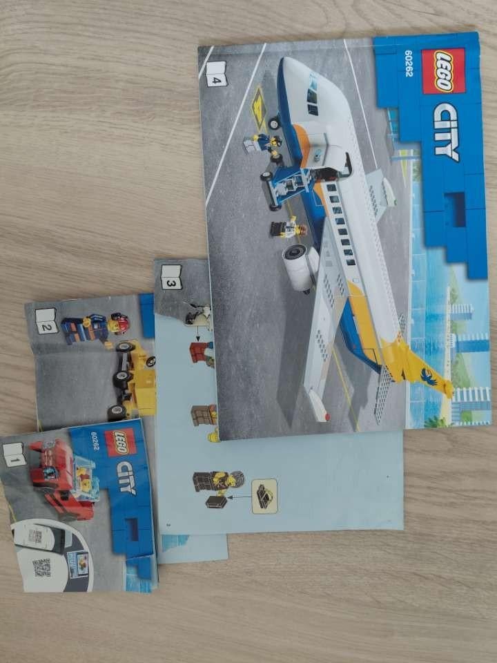 Lego vliegtuigset (60262), Kinderen en Baby's, Speelgoed | Duplo en Lego, Ophalen, Lego, Zo goed als nieuw, LEGOLAND