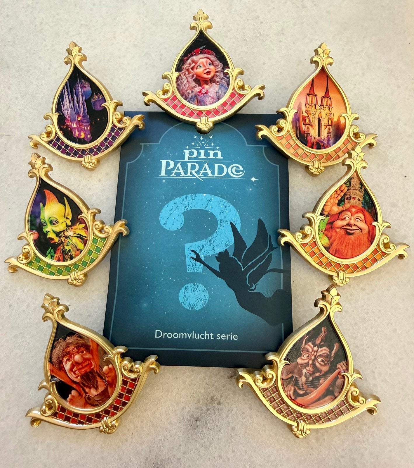 Efteling pin parade droomvlucht blind bags serie compleet, Verzamelen, Ophalen of Verzenden, Nieuw, Button of Speldje