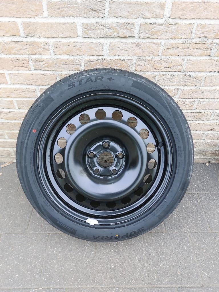 Reservewiel golf 8, Auto-onderdelen, Ophalen, Banden en Velgen, Nieuw, 17 inch