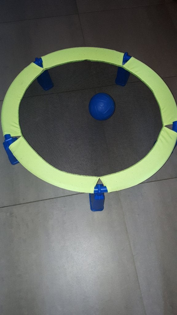 Bal spel met trampoline, Enlèvement, Comme neuf