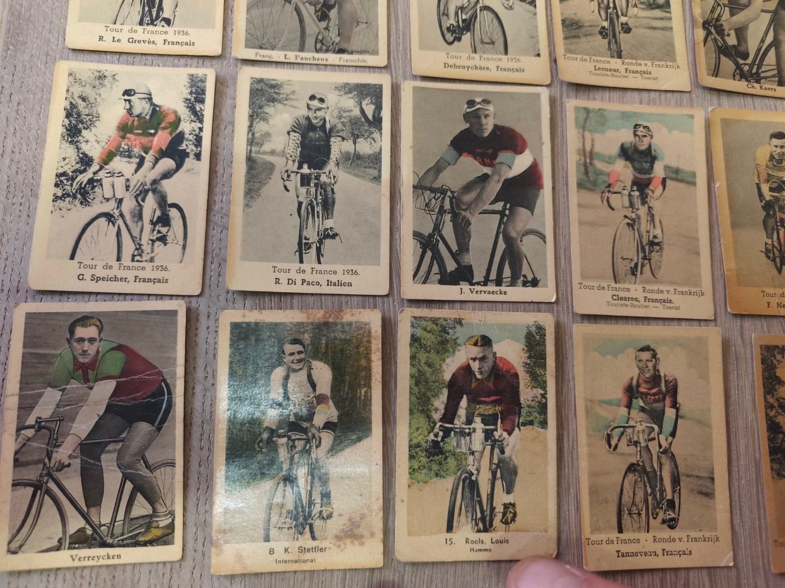 Collection coureur cyclisme .1939, Collections, Enlèvement