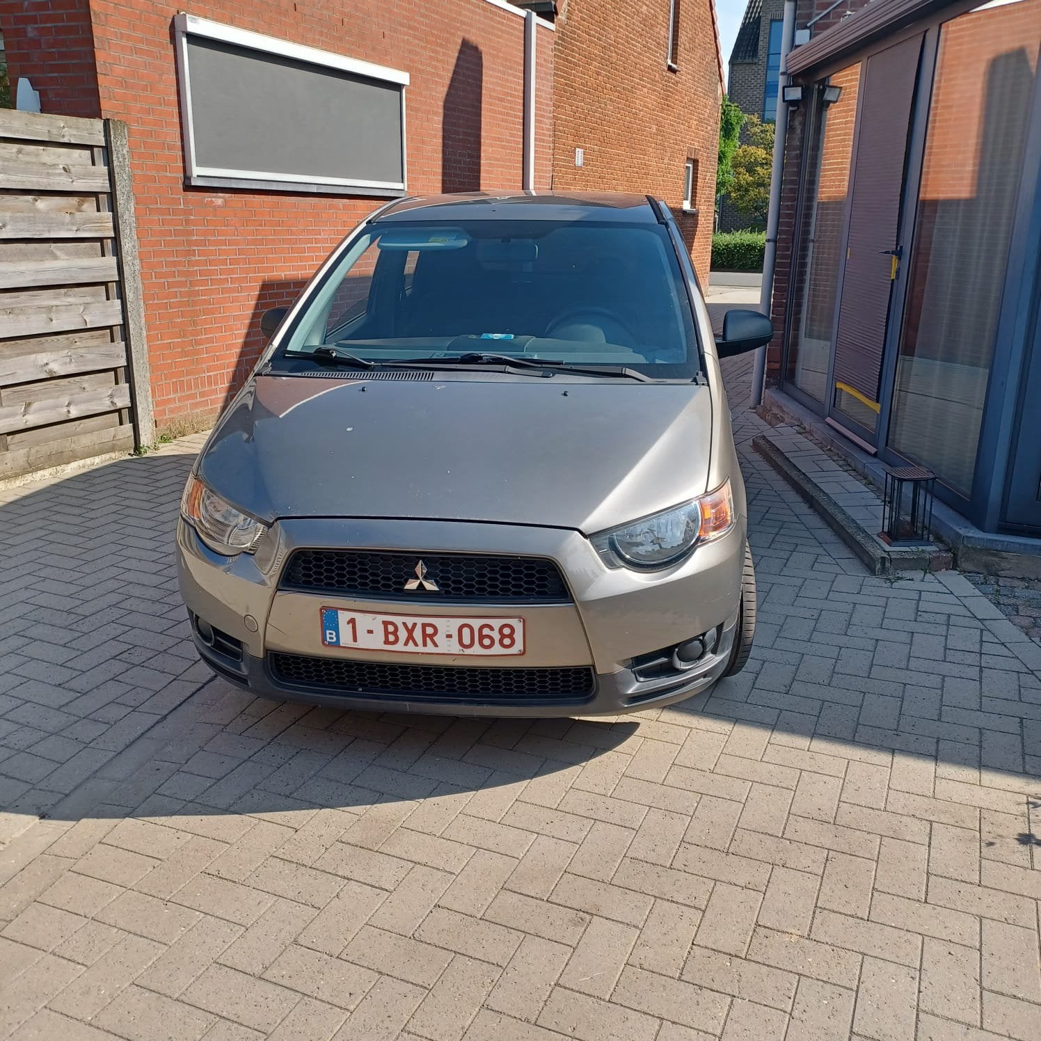 Mitsubishi colt 2011 benzine, Autos, 1124 cm³, Achat, Boîte manuelle, Entretenue par le concessionnaire