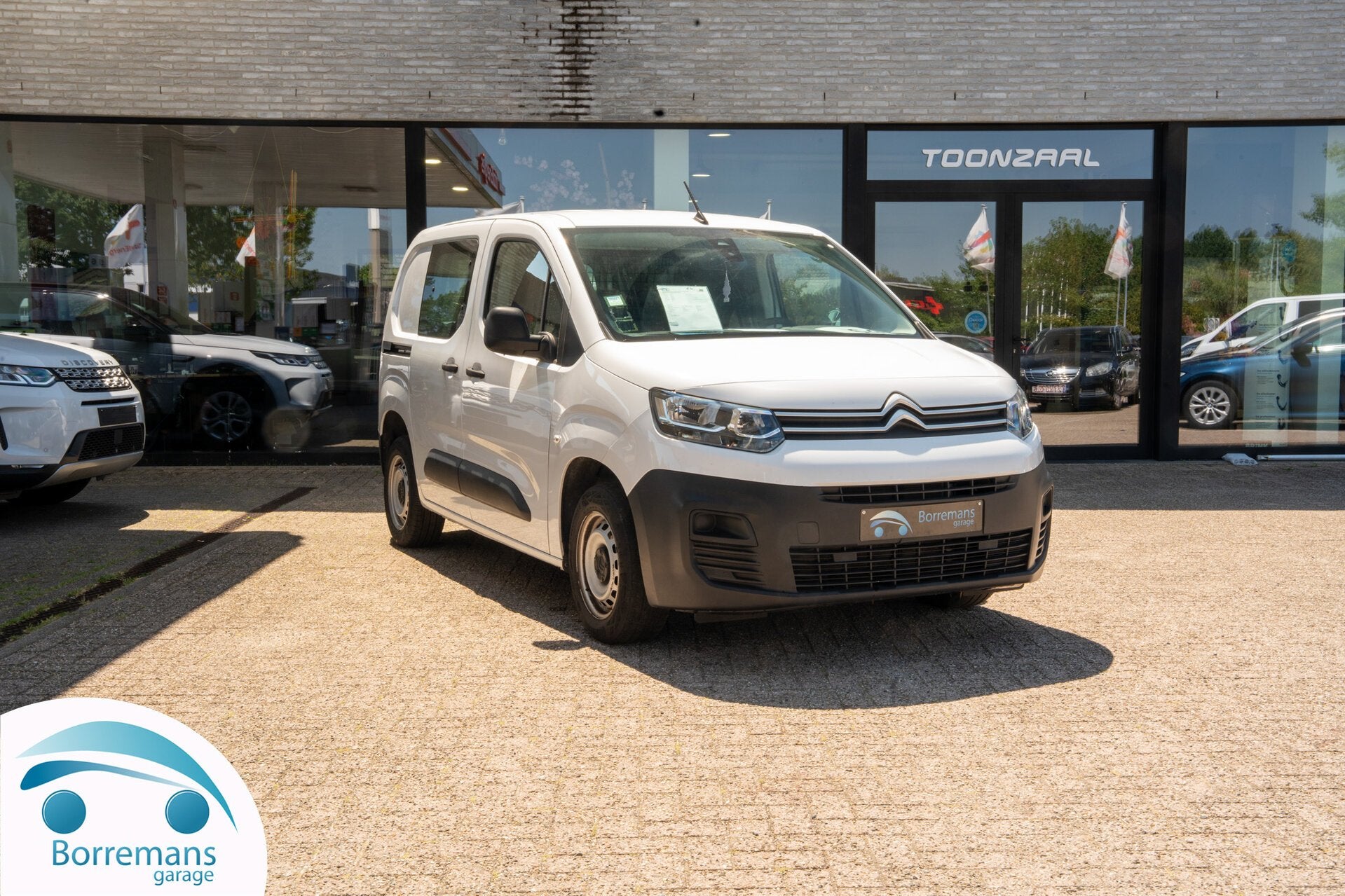 Citroen Berlingo 110 pk Benzine | Schuifdeur | Airco | Park, Auto's, Bestelwagens en Lichte vracht, Euro 6, 1199 cc, 0 kg, Wit