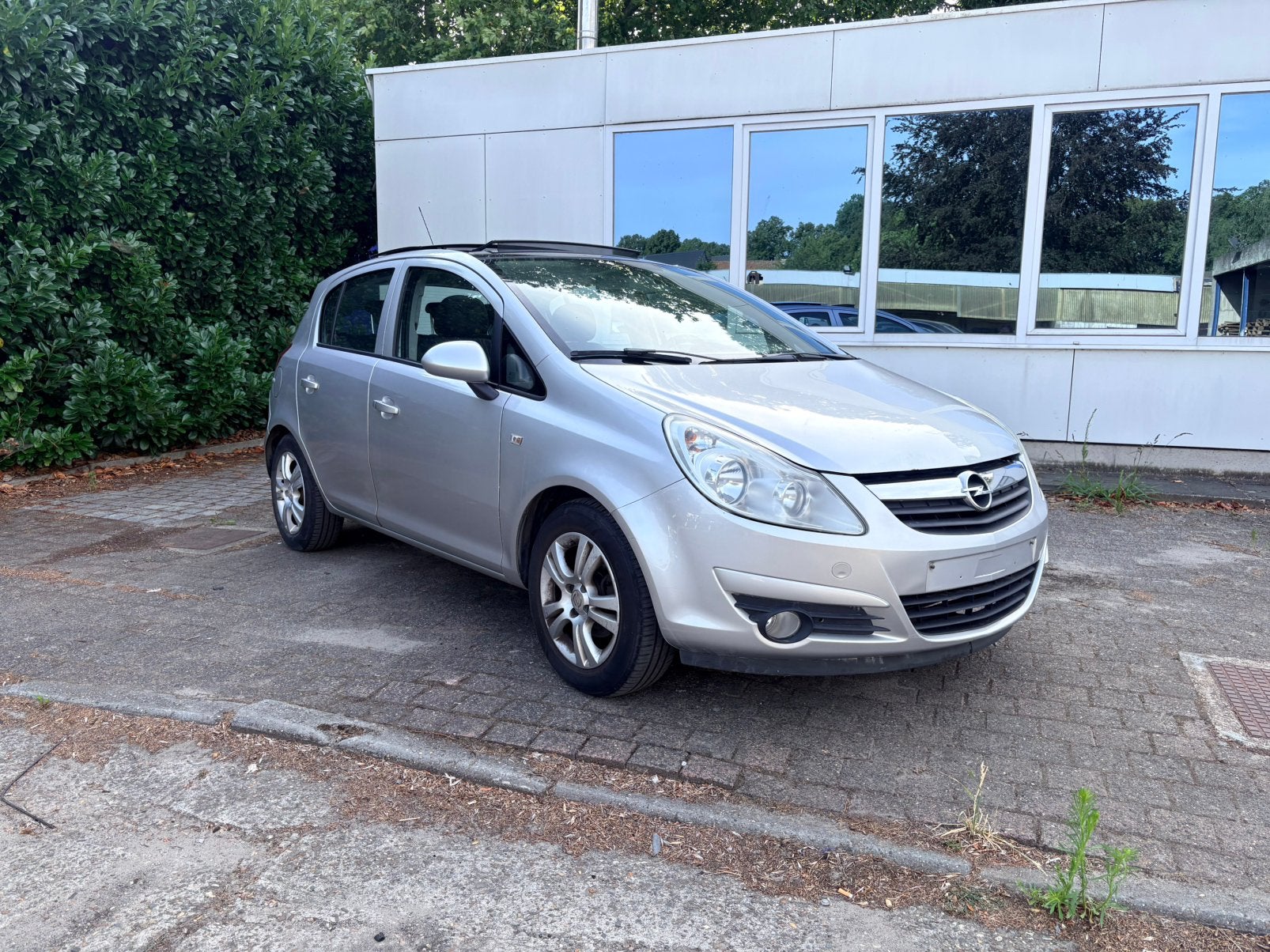 OPEL CORSA 1.2 BENZINE PANO AIRCO, Auto's, Opel, Voorwielaandrijving, Stof, Zwart, 4 cilinders