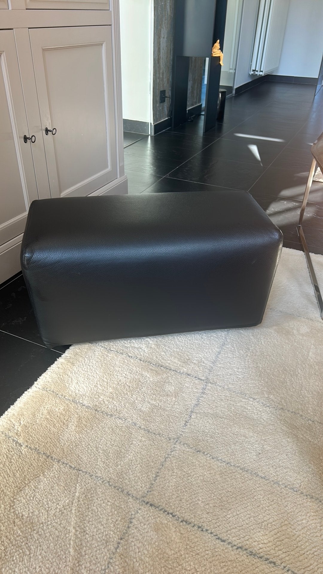 pouf en cuir, Maison & Meubles, Enlèvement, Comme neuf