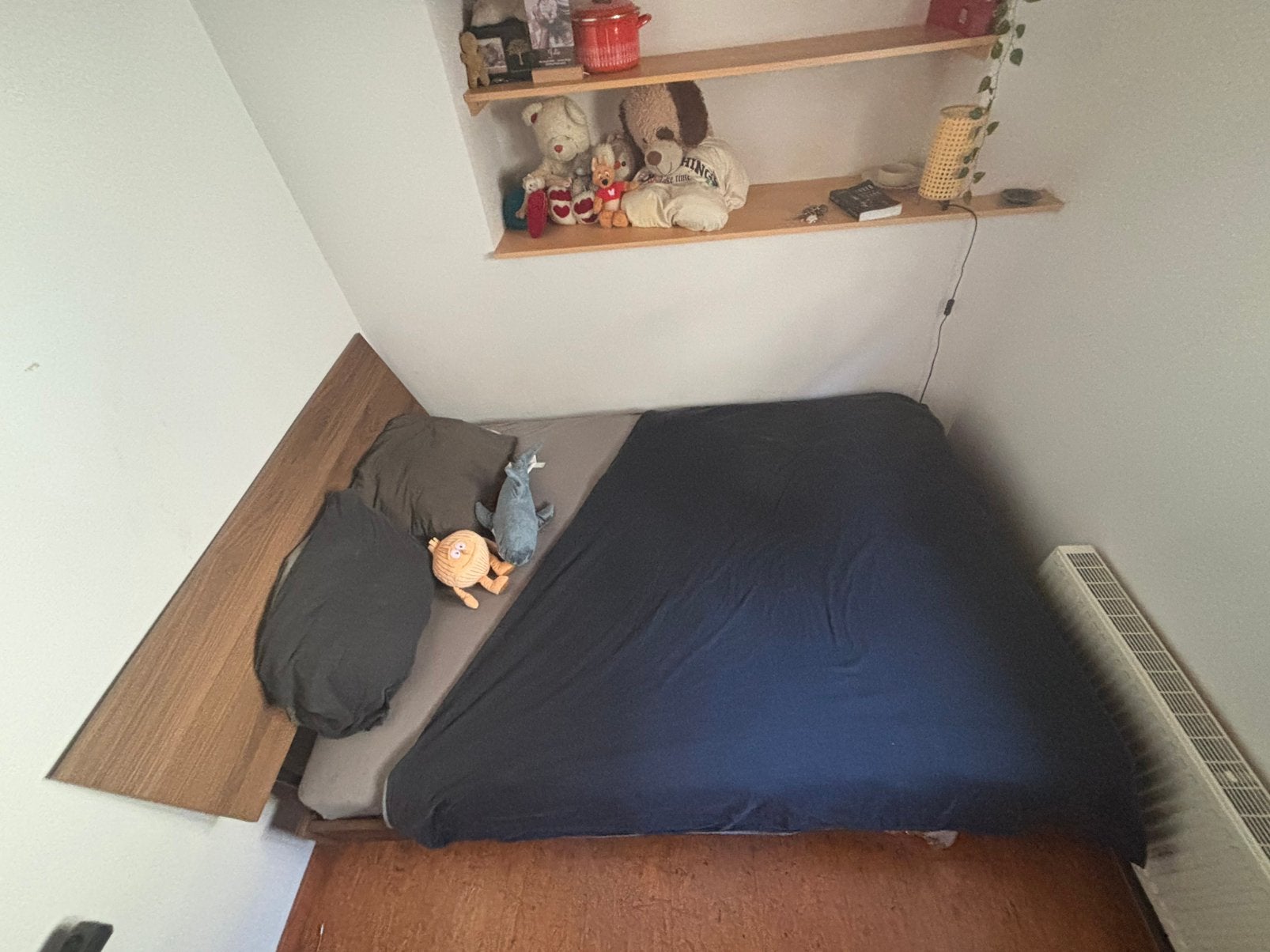 Bed + lattenbodem + matras (eventueel), Queen size, Brun, Enlèvement, 200 cm