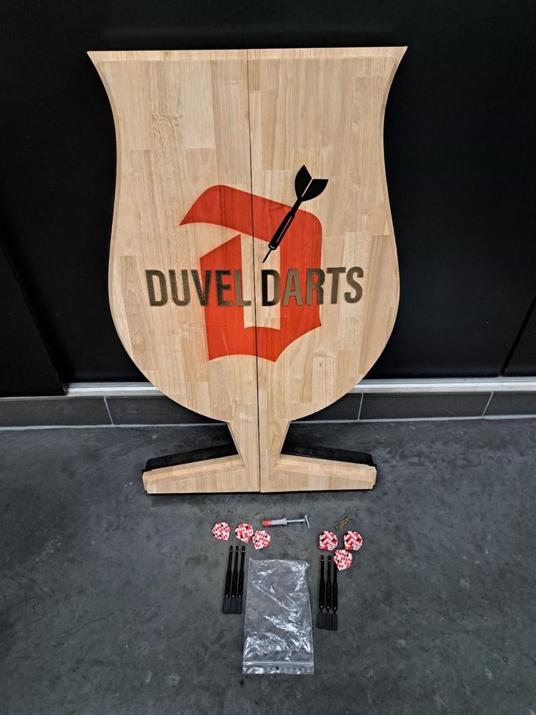 Dartsblok Duvel met toebehoren ongebruikt, Ophalen