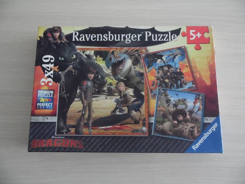 PUZZLE DRAGONS   3 X 49 PIÈCES   RAVENSBURGER, Enlèvement ou Envoi, 10 à 50 pièces, Comme neuf, 4 à 6 ans