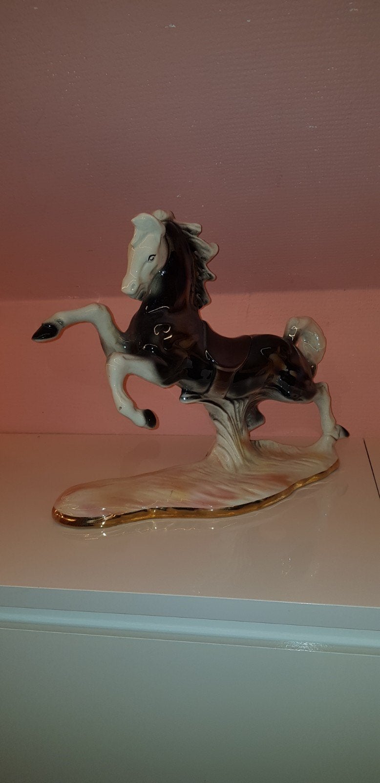 glas paard, Ophalen