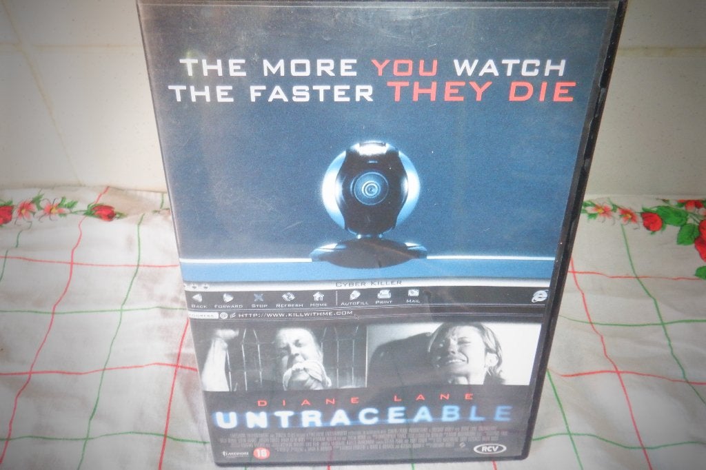 DVD Untraceable.(Diane Lane)-Cyber Killer-, CD & DVD, DVD | Thrillers & Policiers, À partir de 16 ans, Enlèvement ou Envoi, Comme neuf