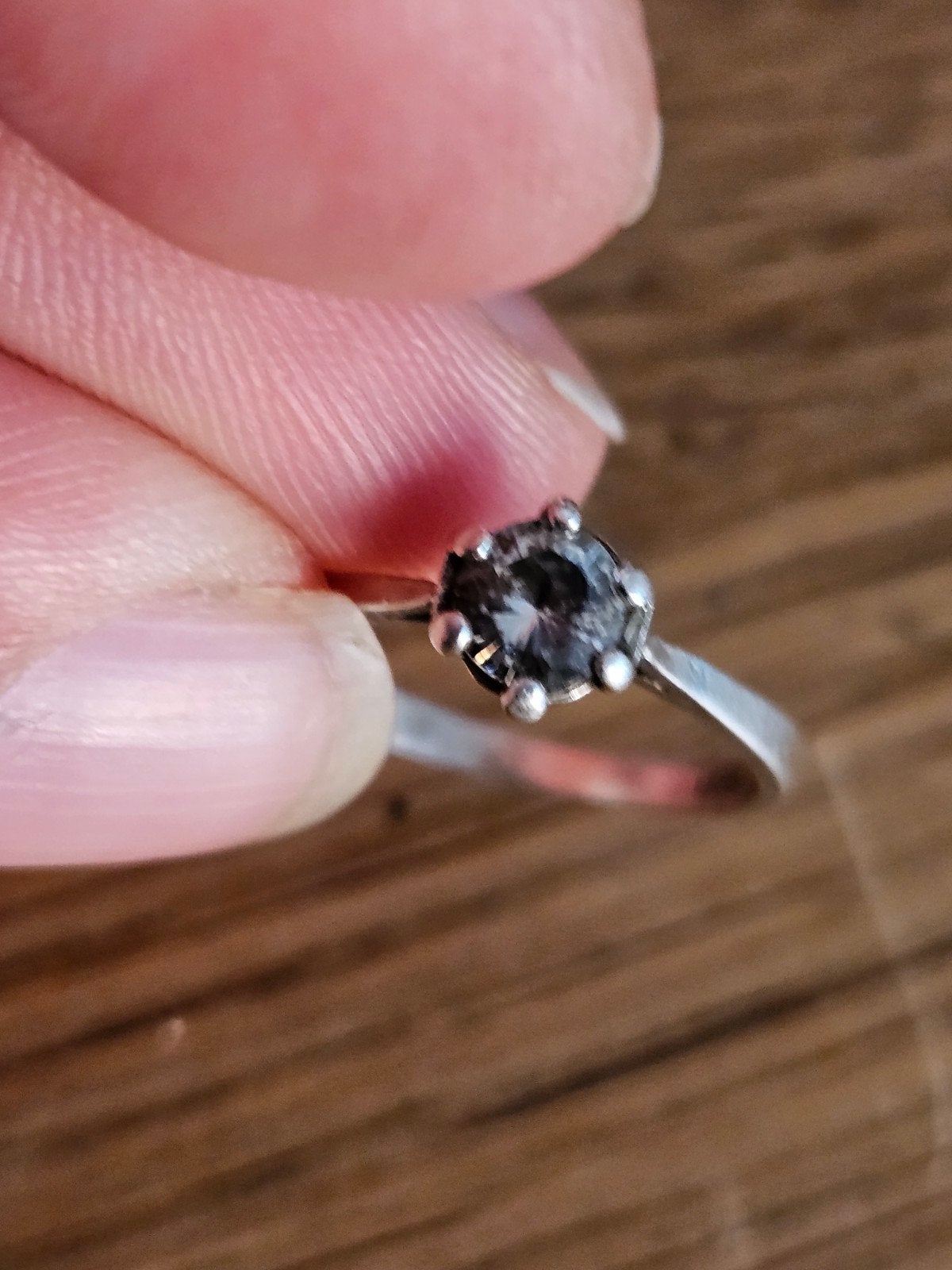 Baque solitaire argent, Enlèvement, Argent