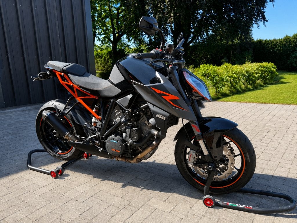 KTM Superduke 1290R - Très bon état, Motos, Motos | KTM, Permis Moto A, Plus de 35 kW, Poignées chauffantes, 2 cylindres