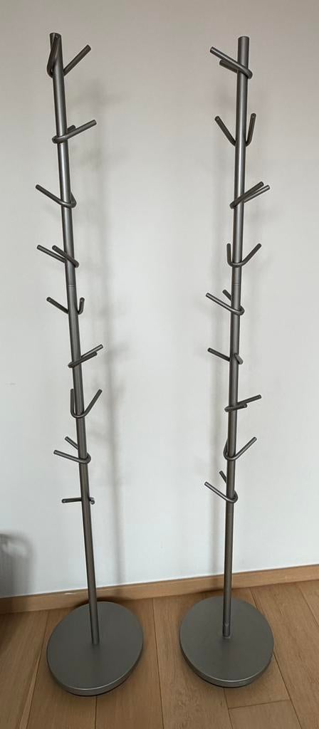 2 portemanteaux, Enlèvement, Comme neuf