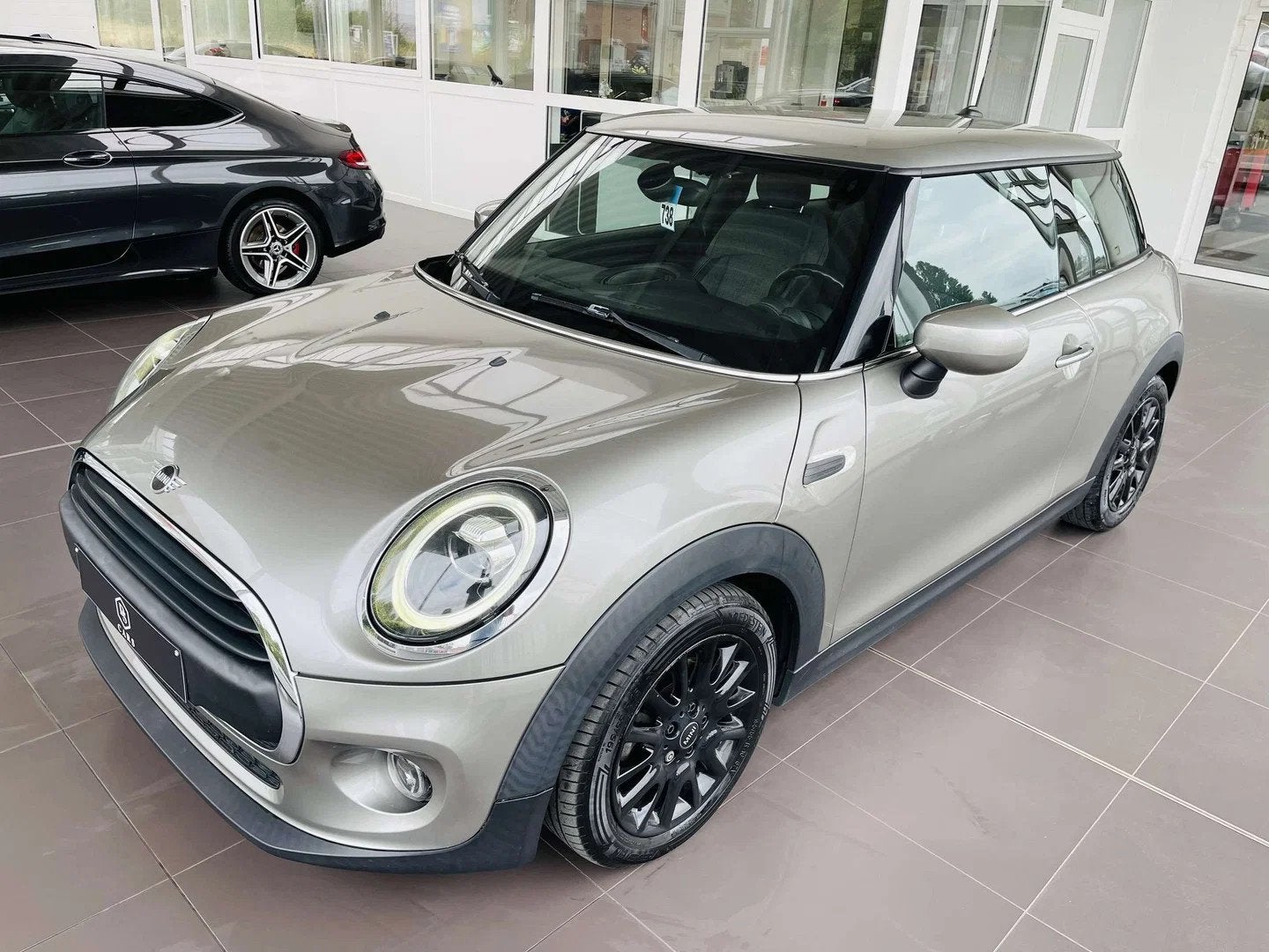 MINI One 1.5i * GARANTIE + LED + GPS + SEMI CUIR *, Auto's, Automaat, Gebruikt, Euro 6, 109 g/km