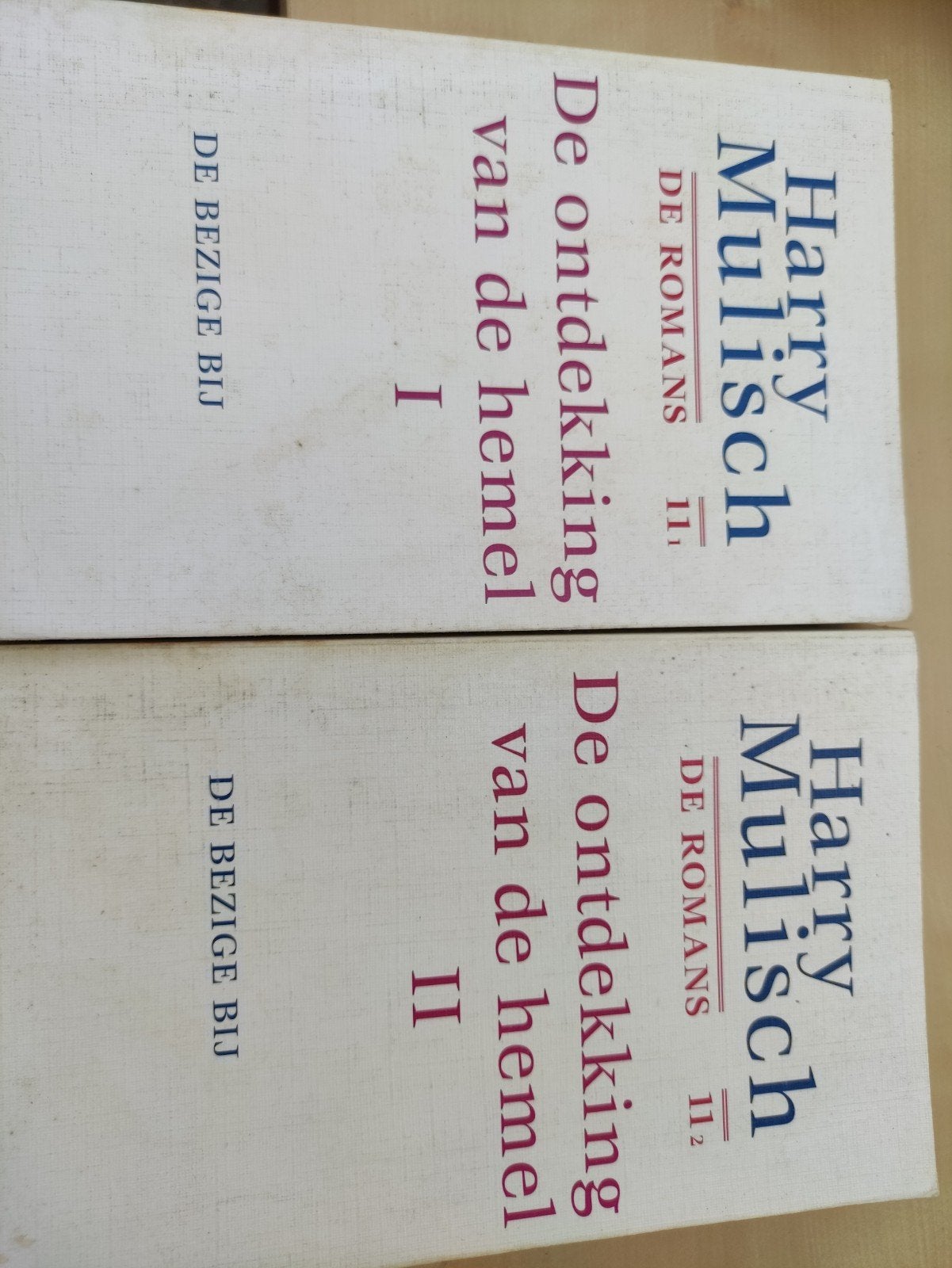 De ontdekking van de hemel deel 1 en 2, Boeken, Ophalen