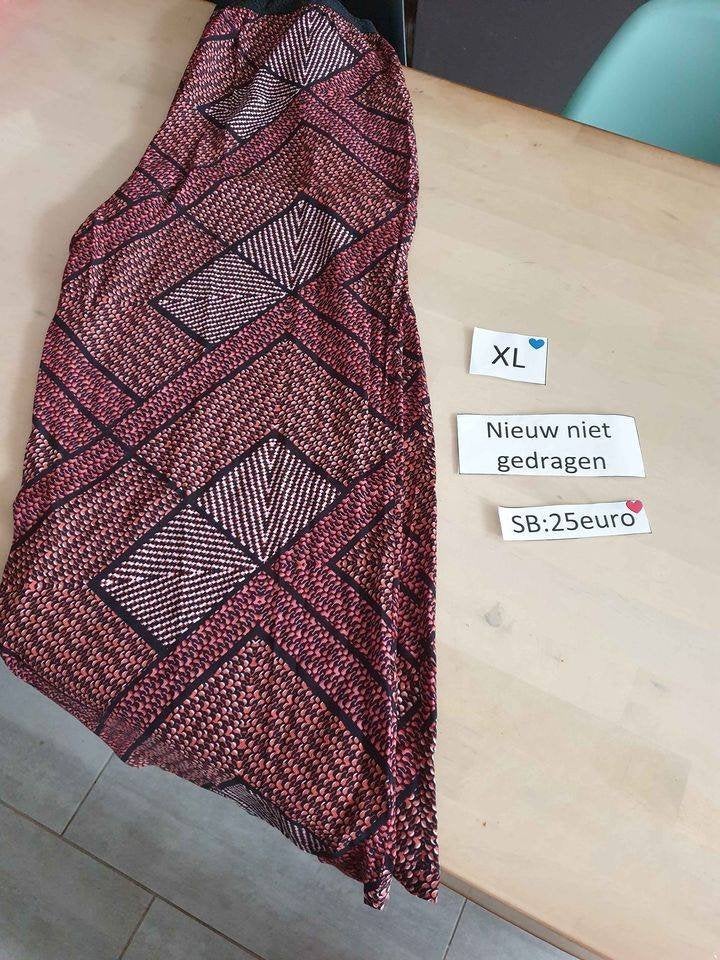 Desires zomerbroek XL, Kleding | Dames, Broeken en Pantalons, Nieuw, Maat 46/48 (XL) of groter, Ophalen of Verzenden