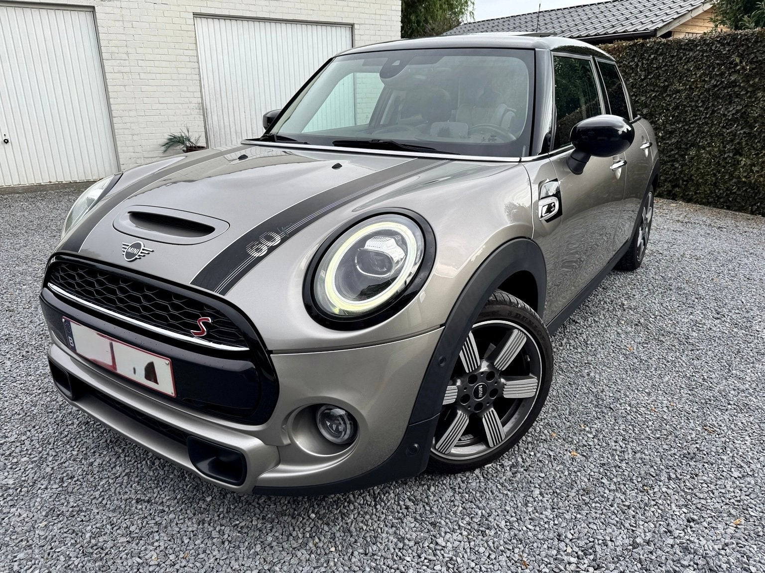 MINI Cooper S - 60 Years Edition - Hatchback - 2019 - 192pk, Euro 6, 4 cilinders, Beige, Leder