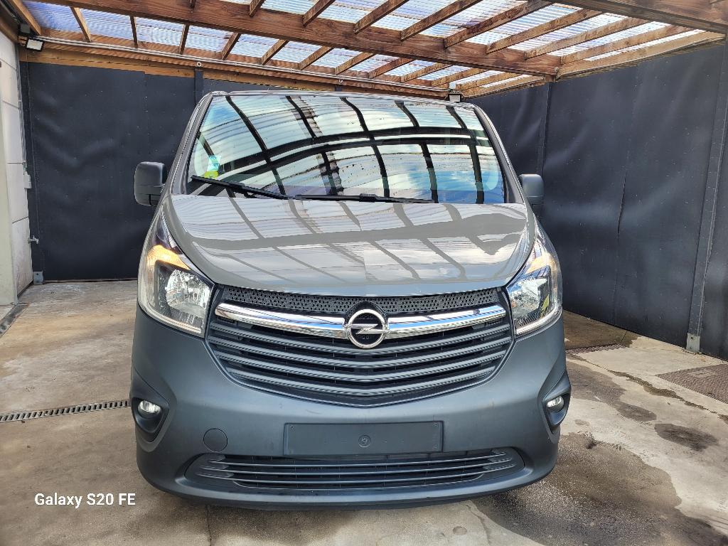 OPEL VIVARO, Auto's, Opel, Bedrijf, Te koop, Vivaro, ABS, Airbags, Airconditioning, Alarm, Bluetooth, Centrale vergrendeling, Cruise Control