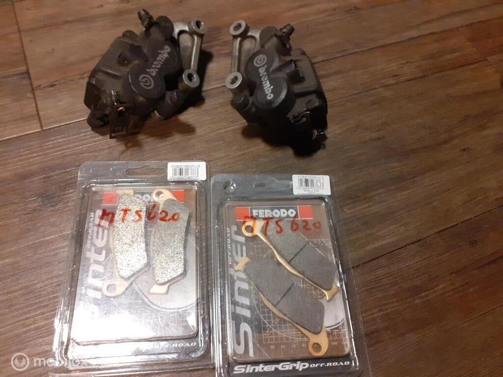 Brembo remklauwen nieuwe blokken Monster Multistrada KTM, Motos, Enlèvement ou Envoi, Factorystore.service@ducati.com, Via Antonio Cavalieri Ducati, 74/5, 74/6, 40132 Bologna BO