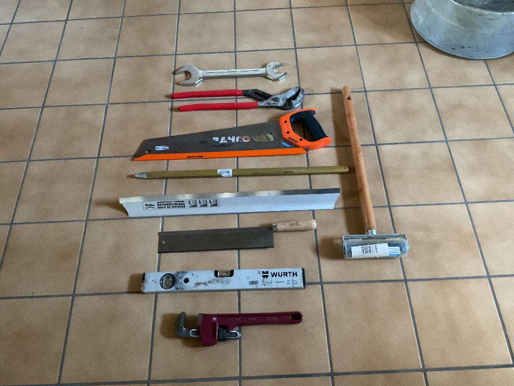 Allerlei handgereedschap, Ophalen, Zo goed als nieuw