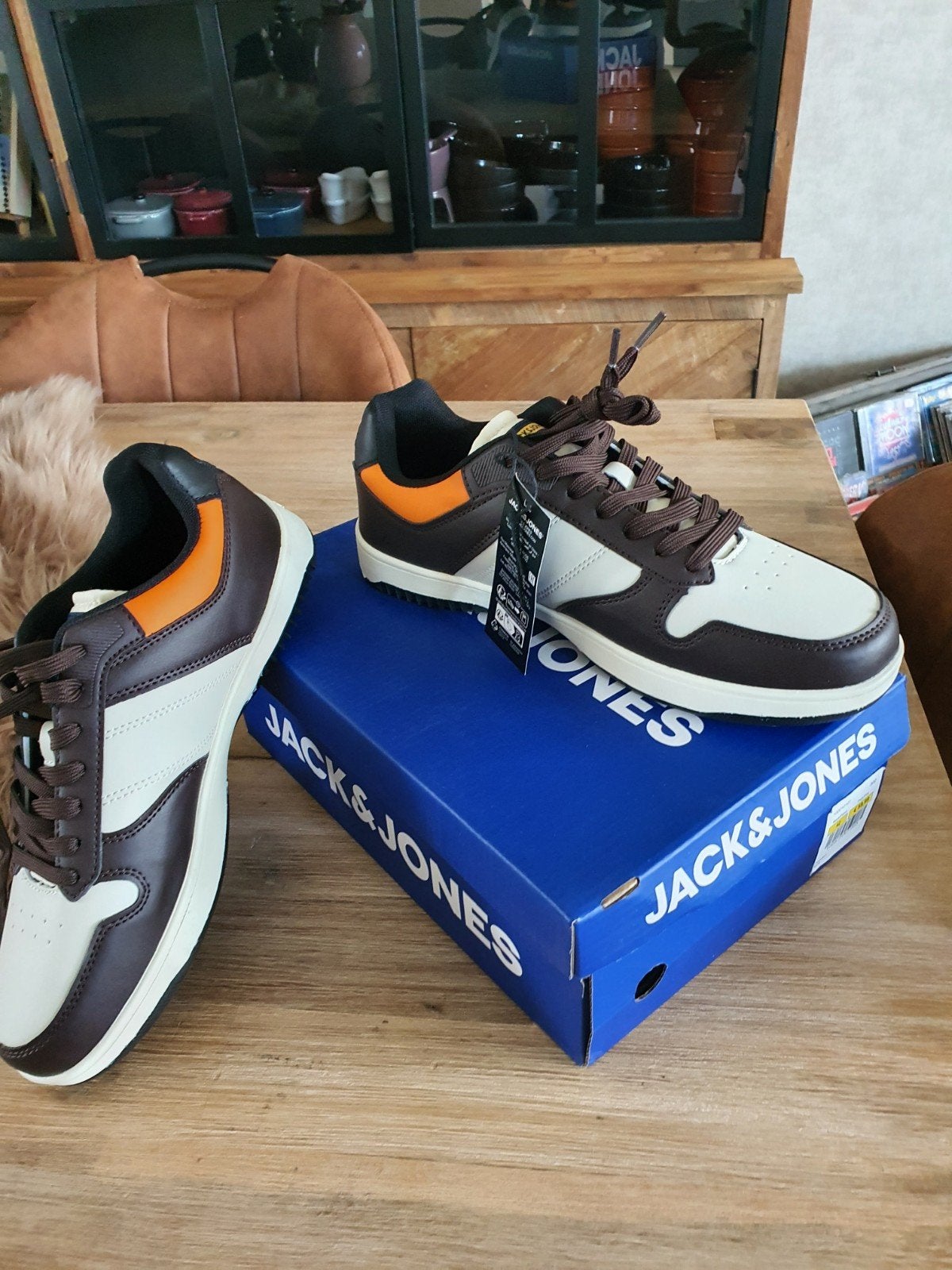Jack and Jones maar 42 nieuw, Ophalen