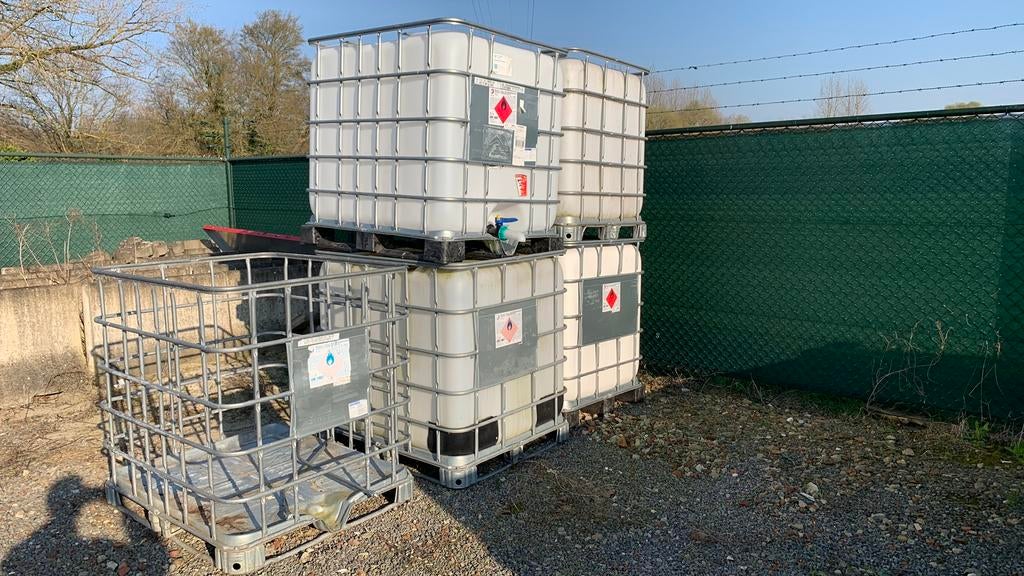 Ibc vaten en kooi, Tuin en Terras, Ophalen, Zo goed als nieuw