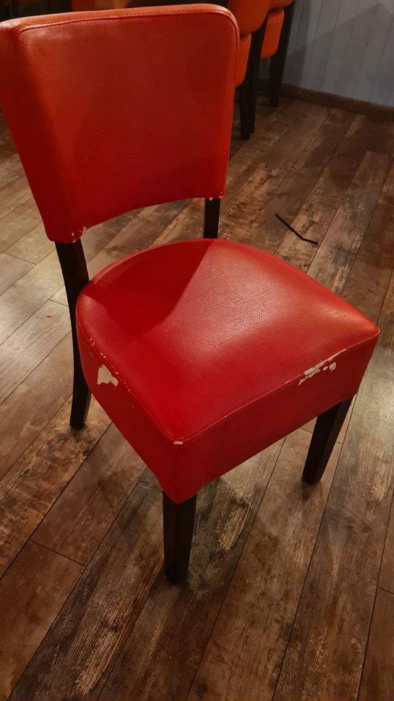 A vendre, Enlèvement, Utilisé, Rouge, Bois