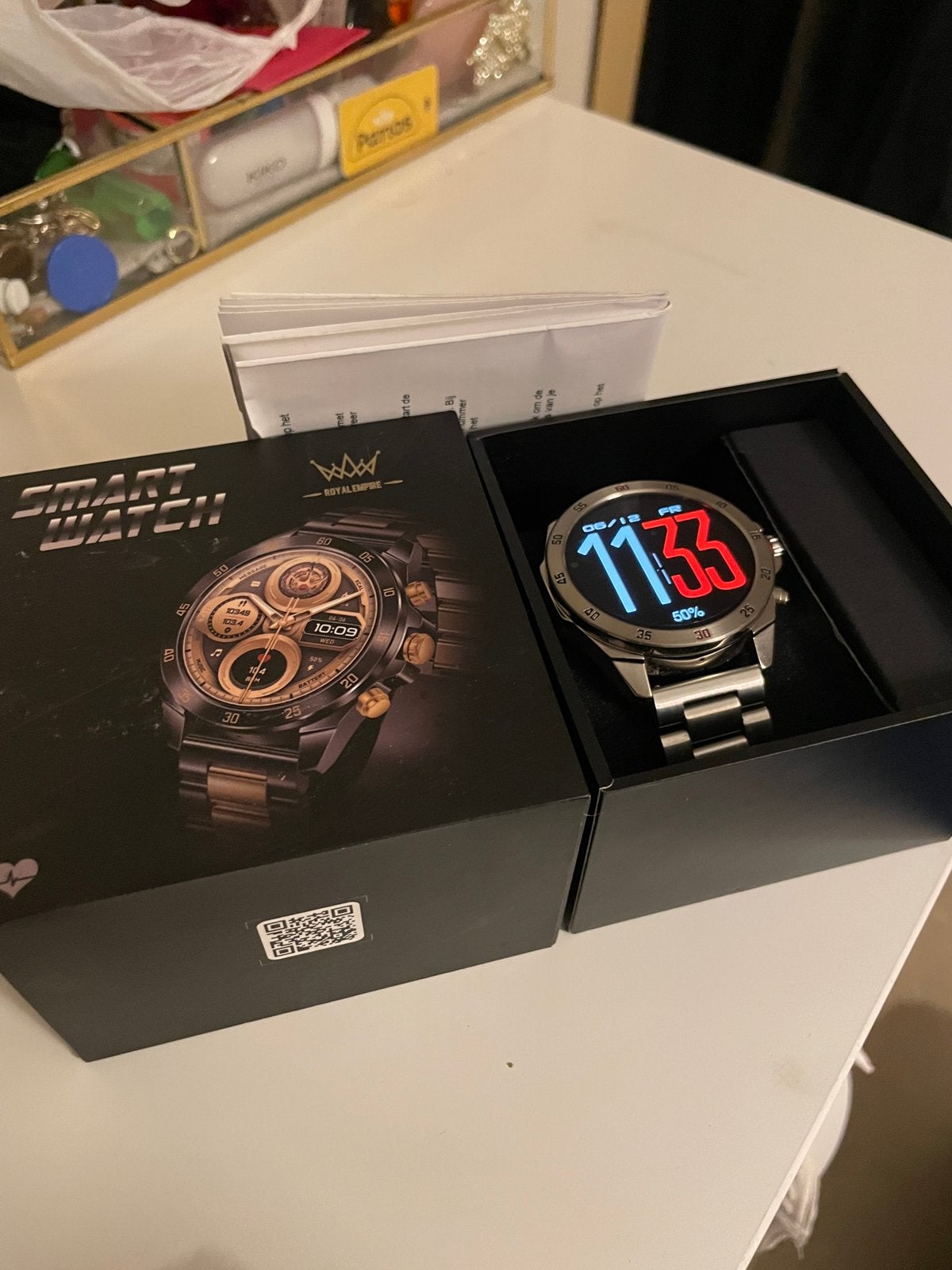 Smartwatch! Nieuw, Bijoux, Sacs & Beauté, Montres connectées, Enlèvement ou Envoi, Comme neuf