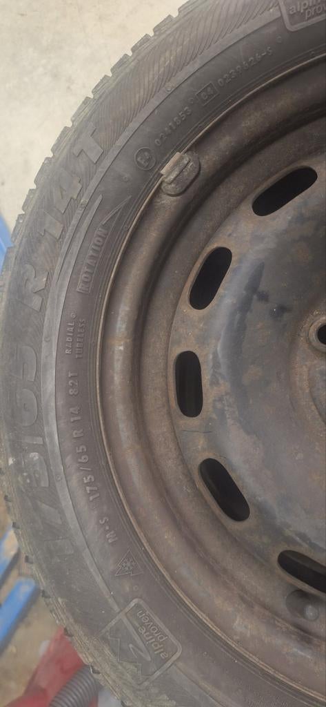 Ford Fiesta winterbanden van MK6, Ophalen