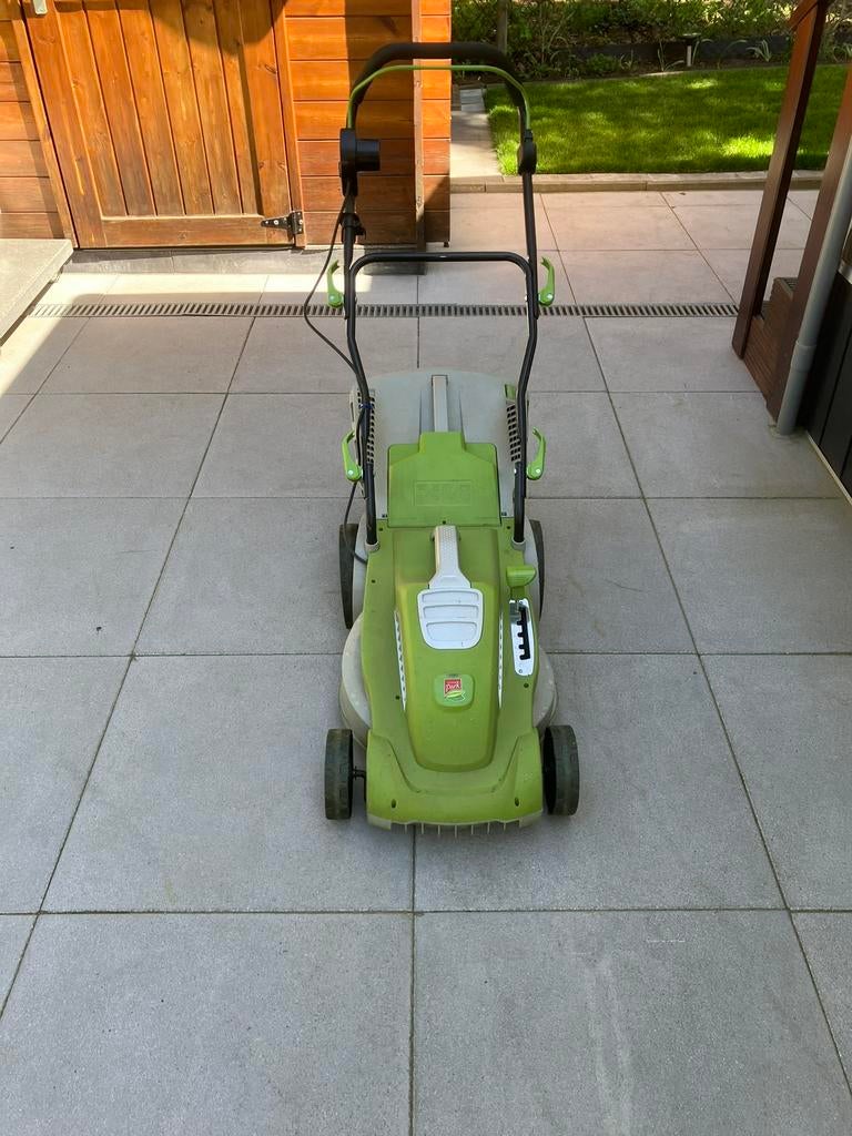 Central Park Elektrische Grasmaaier, Ophalen, Elektrische grasmaaier, Opvangbak