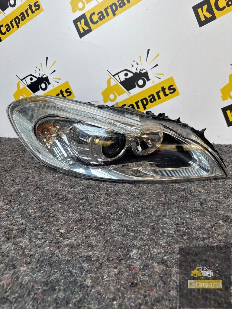 Volvo c70 Koplamp rechts voor origineel 31299753 Lamp, Gebruikt, Gunnar Engellaus vag 8
405 31  Gothenburg, SE, Info@volvocars.com