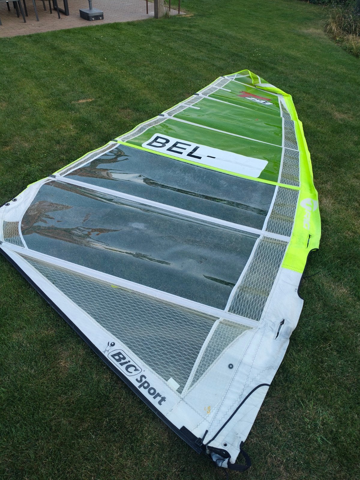 Bic techno 8.5, Watersport en Boten, Windsurfen, Ophalen, 8 m² of meer, Gebruikt, Met draagtas