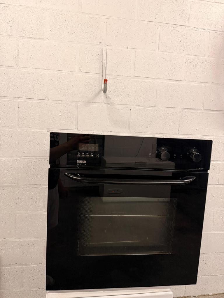 Zanussi elektrische inbouwoven in zeer goede staat, Ophalen, Zo goed als nieuw, Bauknecht, Oven