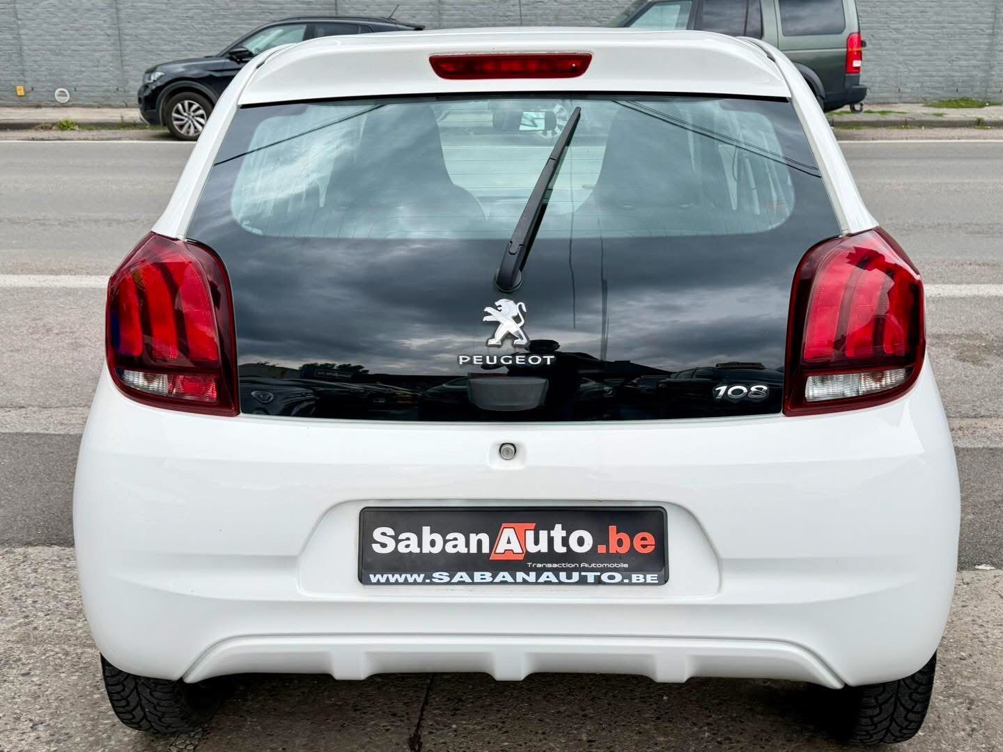 Peugeot 107 1.0 Essence EURO 6 B 5 PORTES Facelift 2016, Auto's, Peugeot, Euro 6, Wit, Bedrijf, 5 deurs